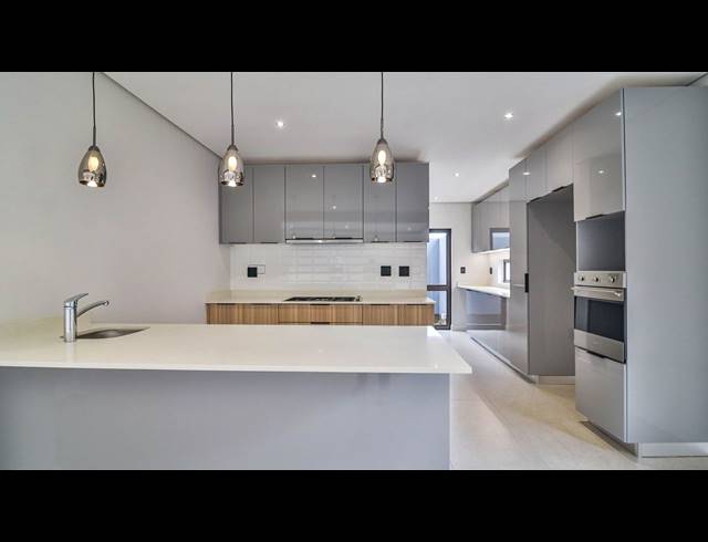 3 BEDROOM HOUSE FOR SALE IN IZINGA RIDGE